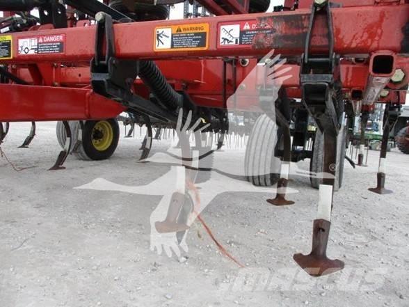 Case IH TM14 Kultywatory