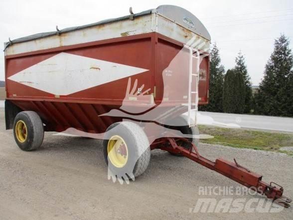 Crysteel 650 Przyczepy zbożowe