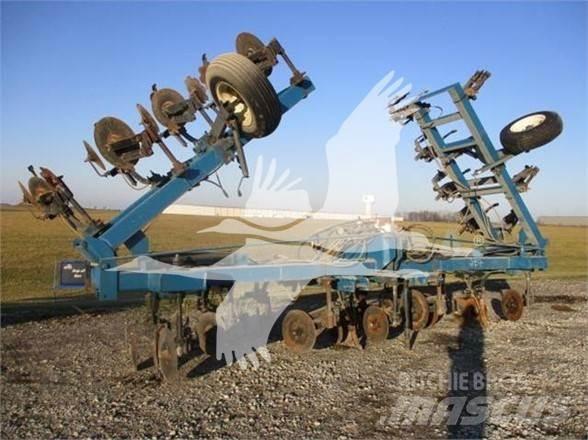 DMI 3200 Maszyny budowlane - Inne