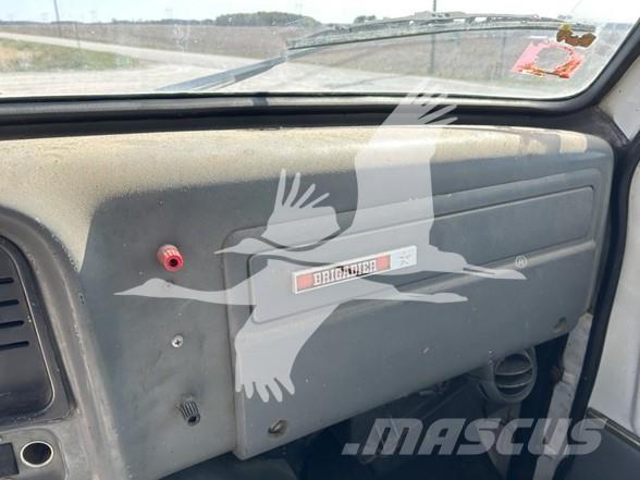 GMC BRIGADIER Ciągniki siodłowe