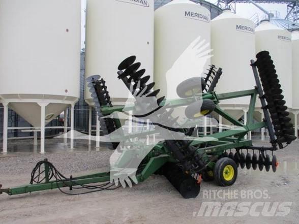John Deere 630 Brony talerzowe