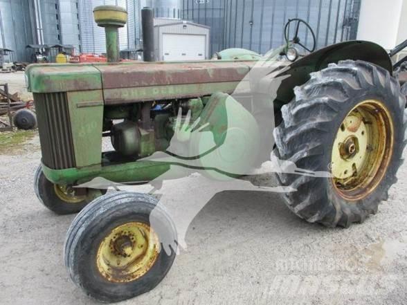 John Deere 820 Ciągniki rolnicze