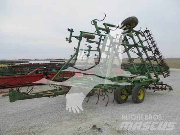 John Deere 960 Kultywatory