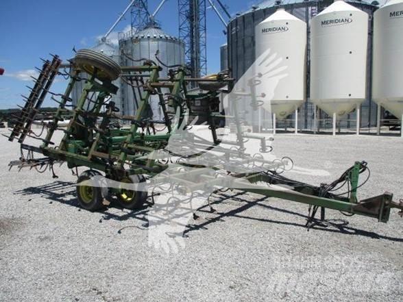 John Deere 960 Kultywatory
