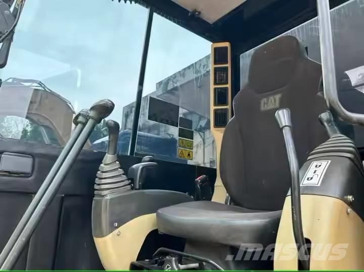 CAT 306 E2 Minikoparki