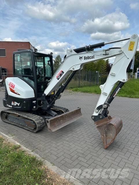 Bobcat E34 Minikoparki