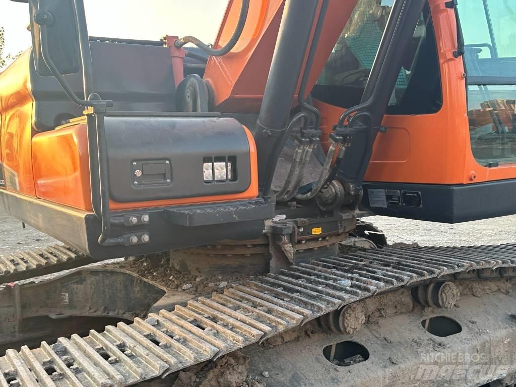 Doosan DX220LC-9 Koparki gąsienicowe