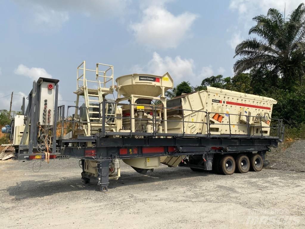 Metso NW300HPS Kruszarki