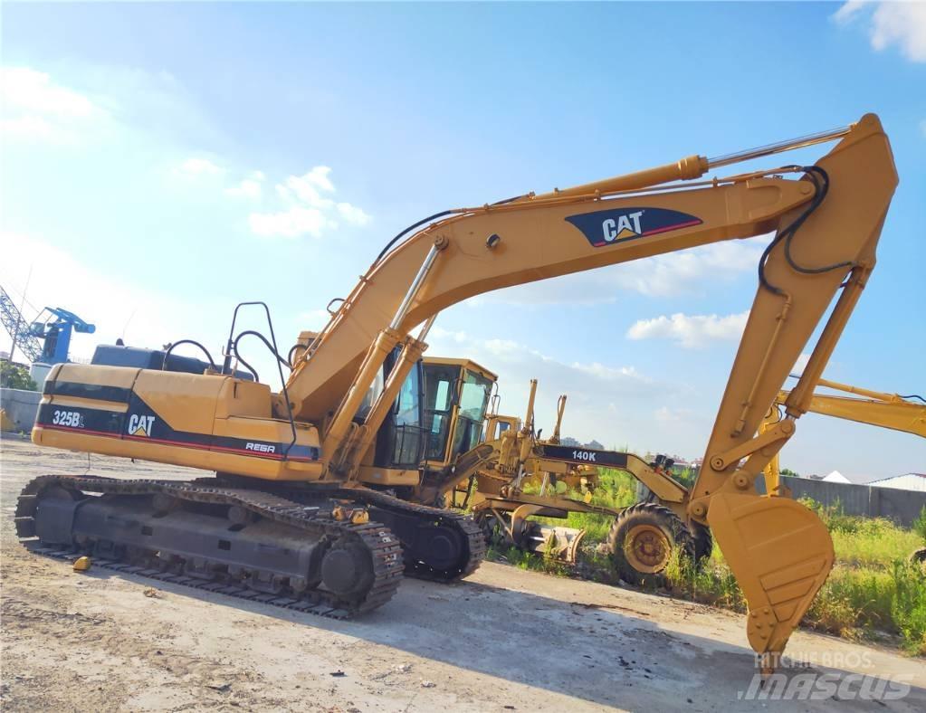CAT 325B Koparki gąsienicowe