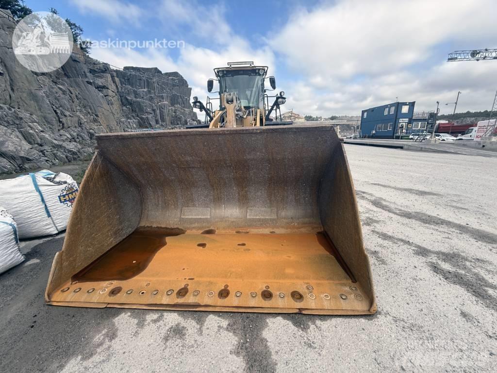 CAT 972 M Ładowarki kołowe
