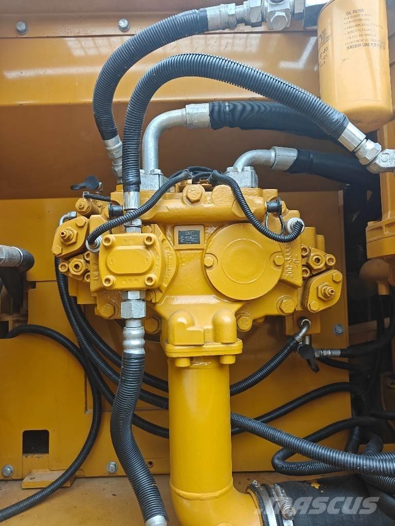 CAT 329 D2 L Koparki gąsienicowe