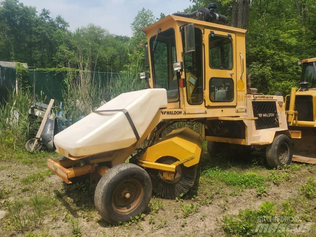  WALDIN SW250 Zamiatarki