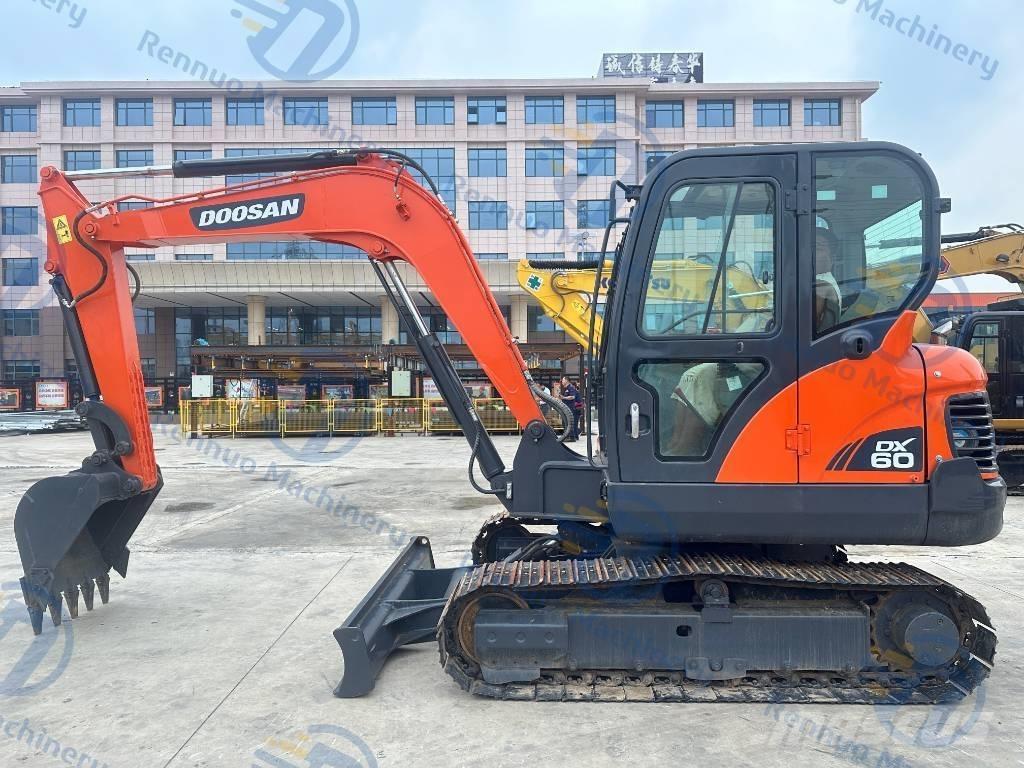 Doosan DX 60 Minikoparki
