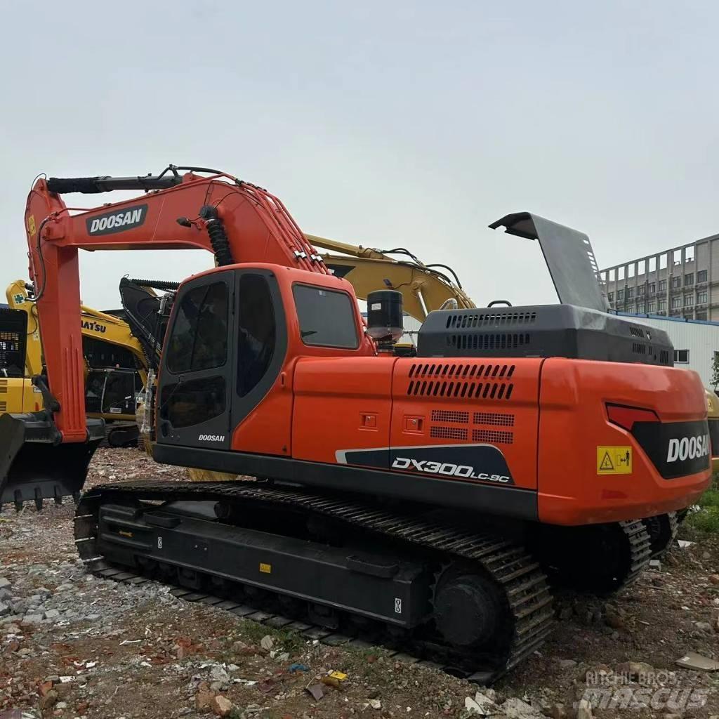 Doosan DX 300 LC-9c Koparki gąsienicowe
