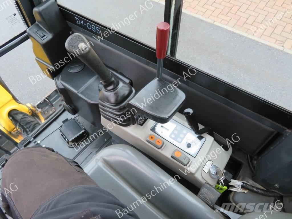 Komatsu PC 16 Minikoparki