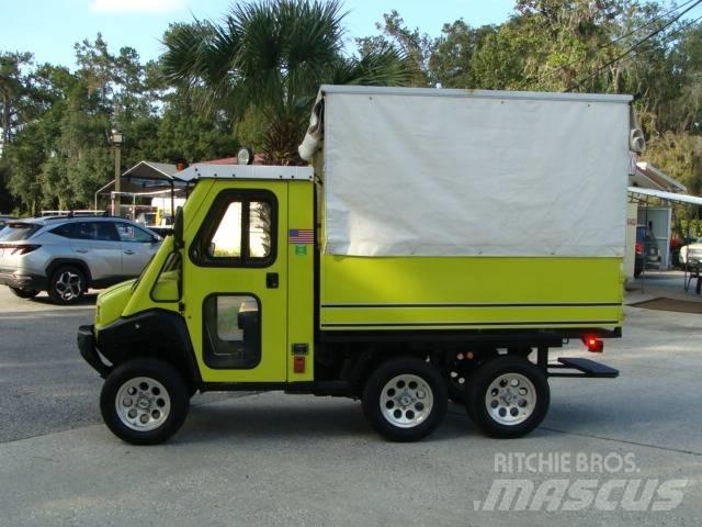 Kawasaki MULE 6X4 Maszyny komunalne