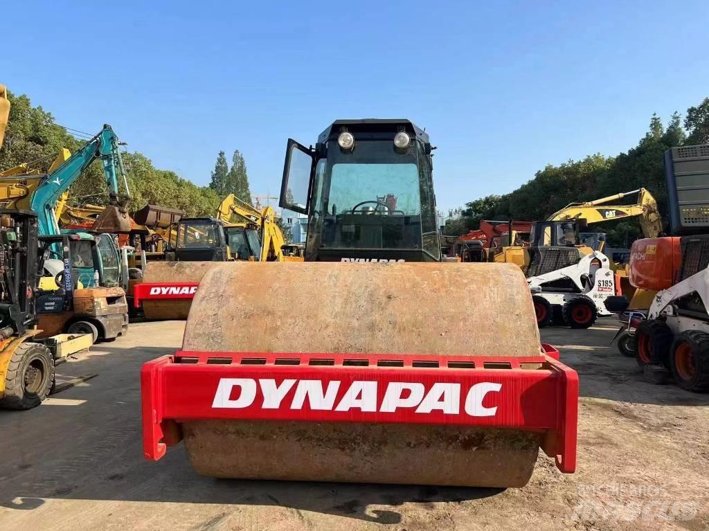 Dynapac CA300 Równiarki