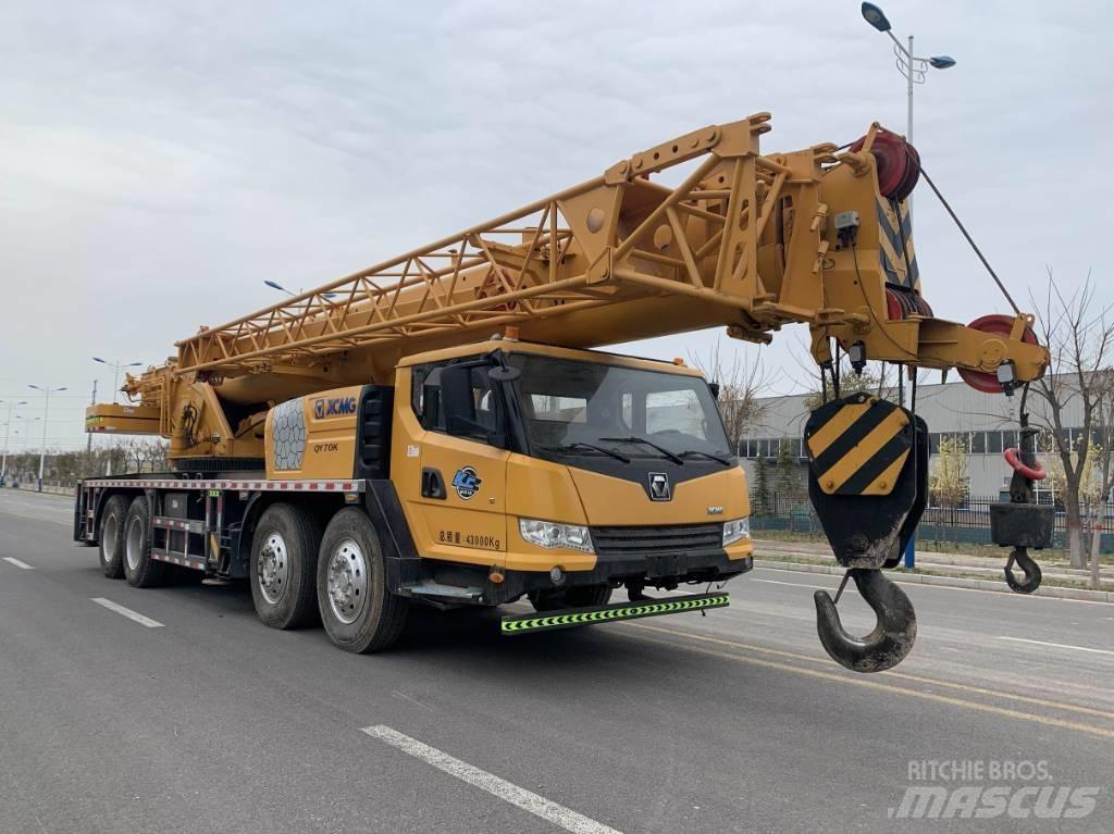 XCMG QY70KC Żurawie szosowo-terenowe