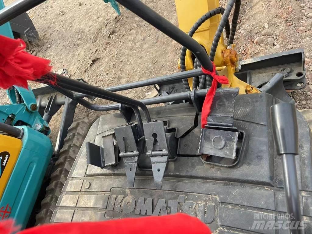 Komatsu PC18 Koparki gąsienicowe