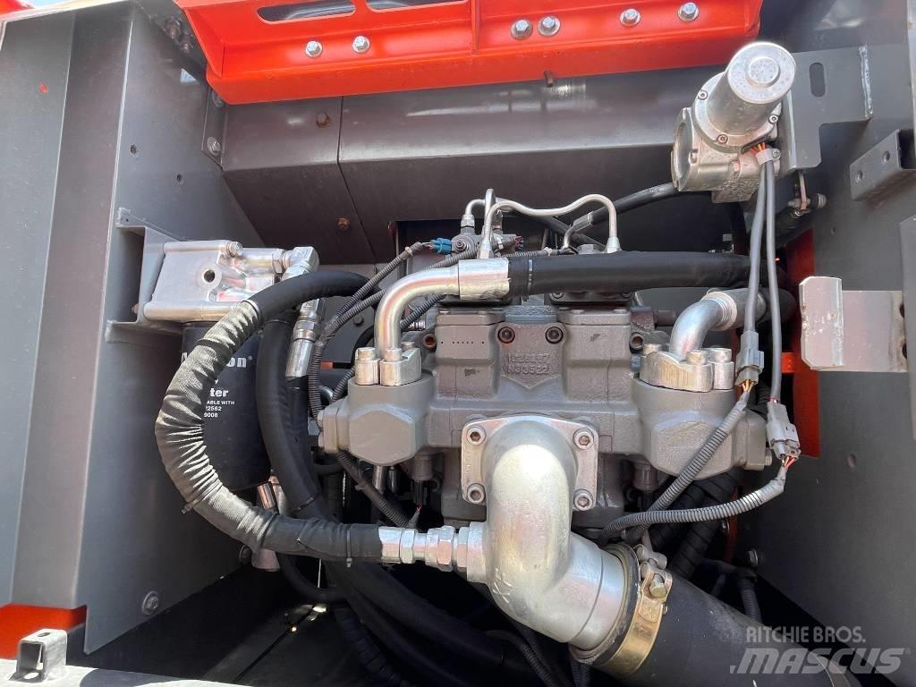 Hitachi ZX 200 Koparki gąsienicowe