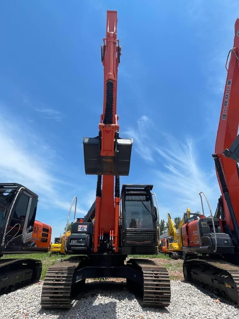 Hitachi ZX 200 Koparki gąsienicowe