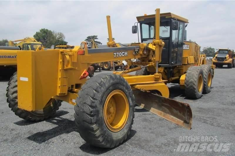 Bell 770CH Równiarki