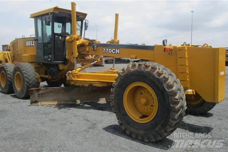Bell 770CH Równiarki