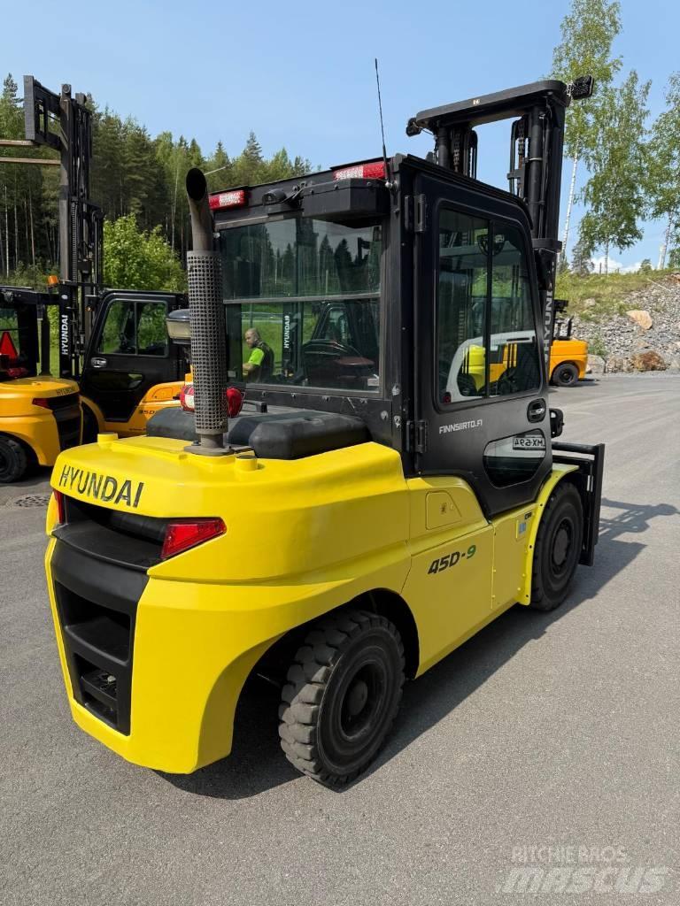 Hyundai 45 D-9 Wózki Diesla