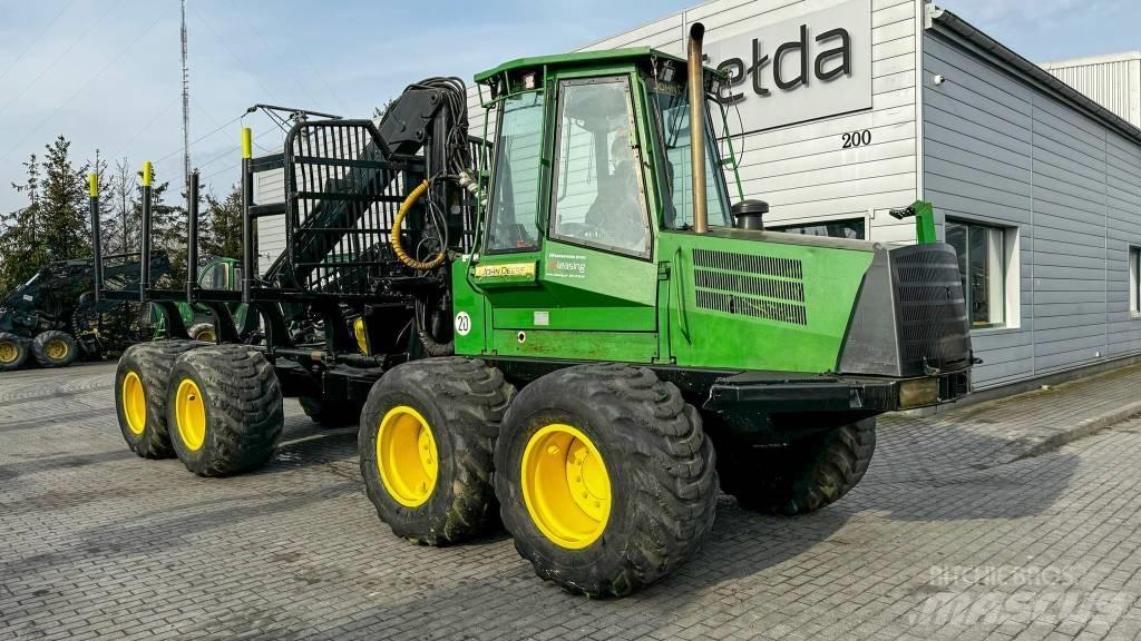 John Deere 1110 D Forwardery