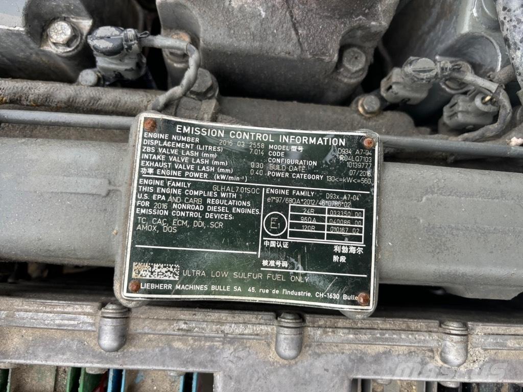 Liebherr 936 Koparki gąsienicowe