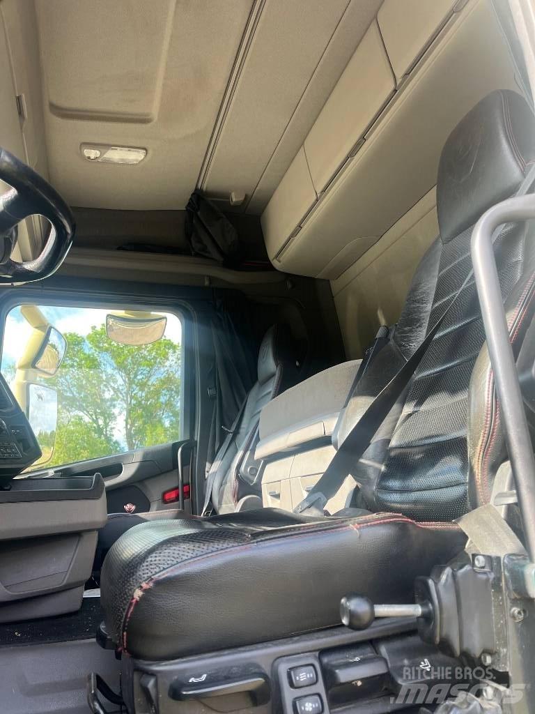 Scania R 520 Tridem Żurawie samochodowe