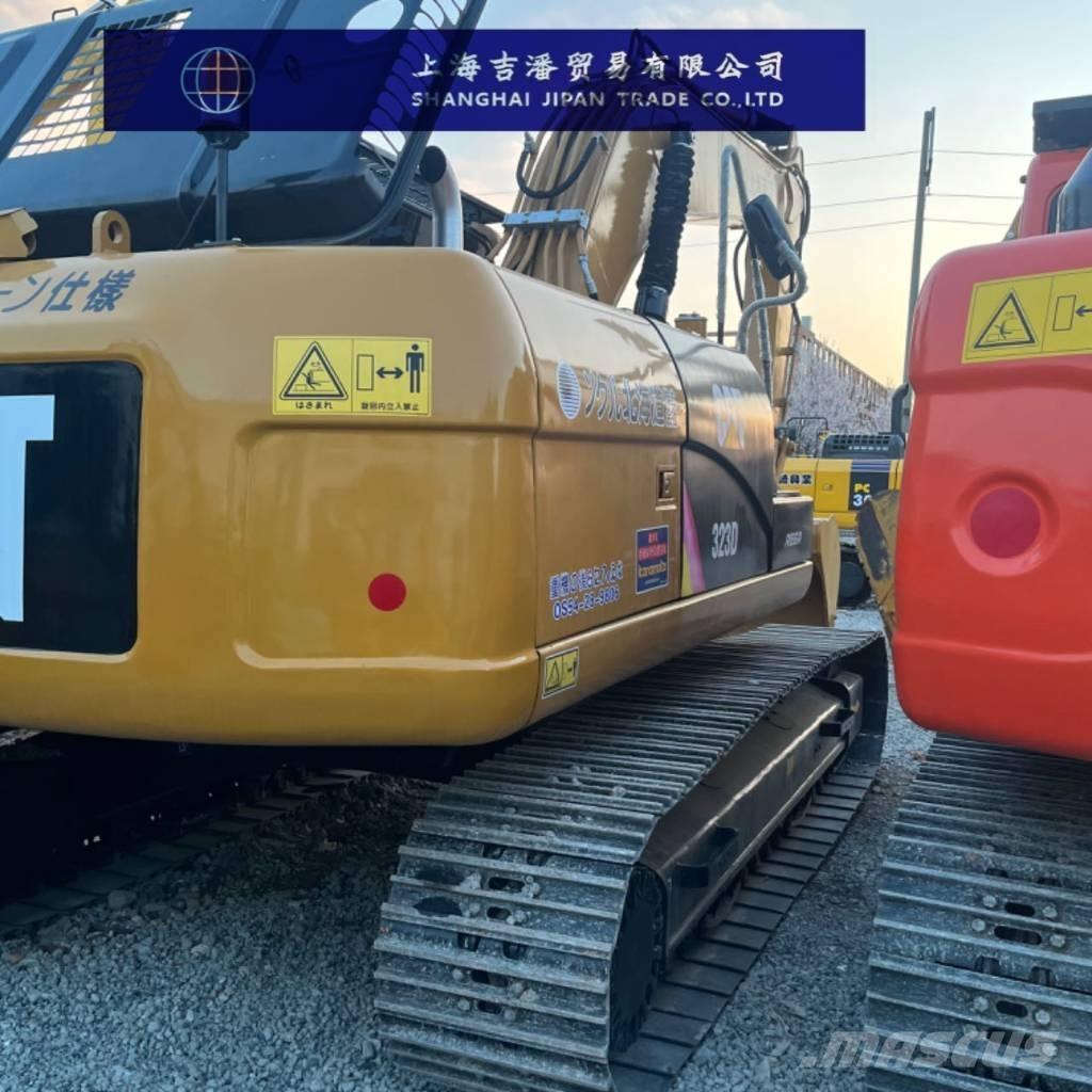 CAT 323 D Koparki gąsienicowe