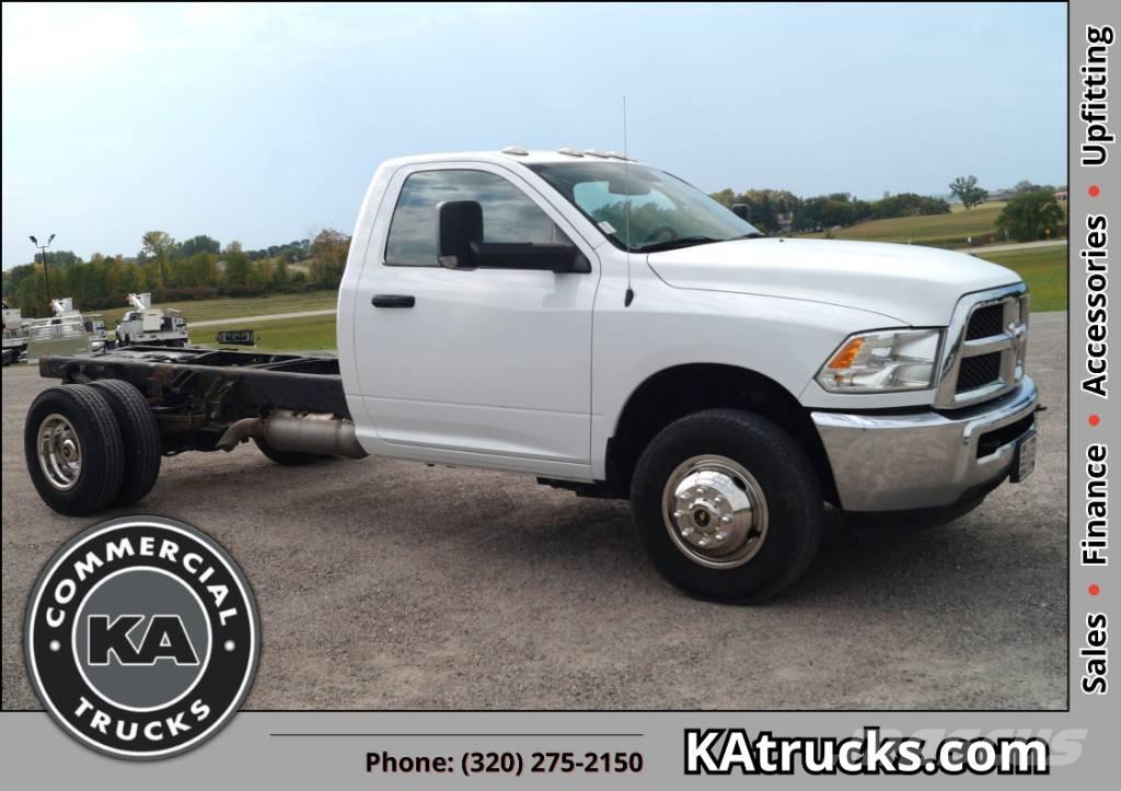 RAM 3500 TRADESMAN Pojazdy pod zabudowę