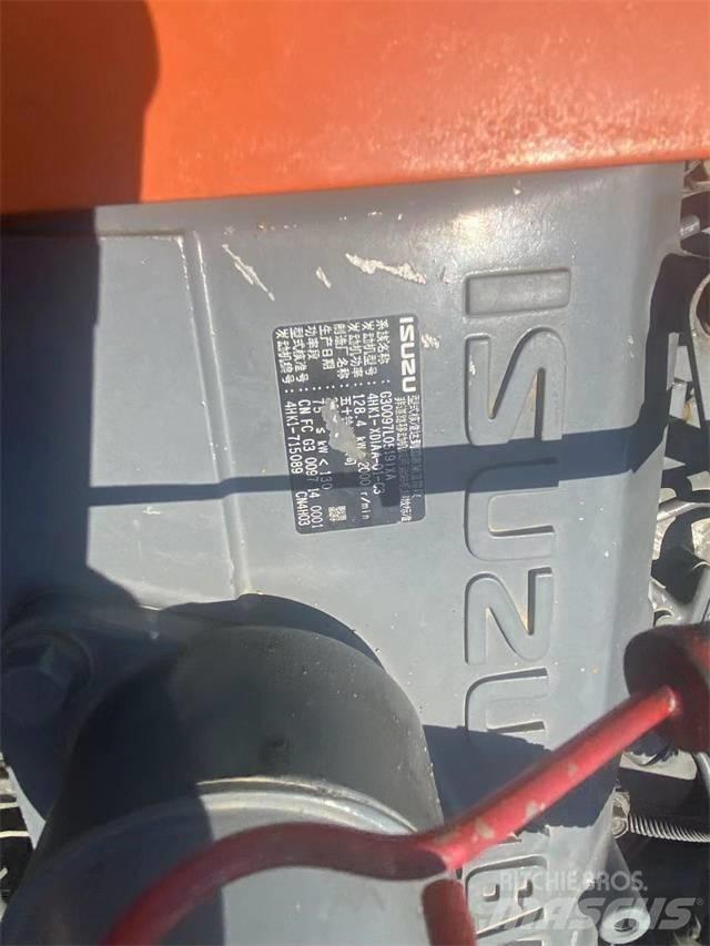 Hitachi ZX 200-3 G Koparki gąsienicowe