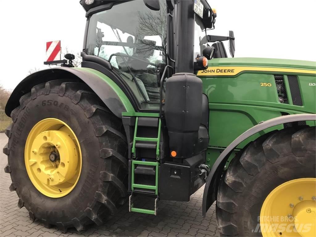 John Deere 6R 250 Ciągniki rolnicze