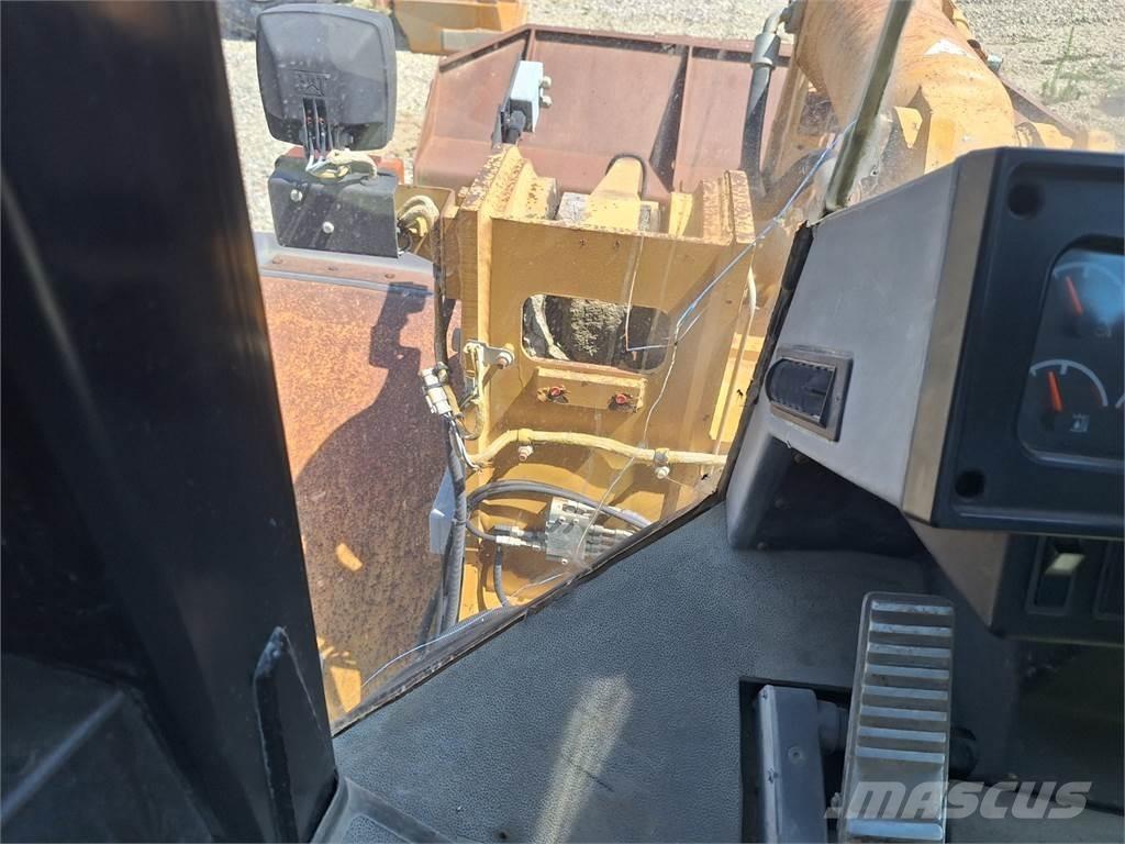 CAT 972 G 4X4 Maszyny budowlane - Inne