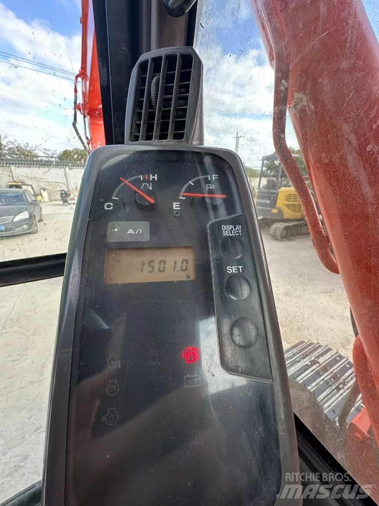 Hitachi ZX75US Minikoparki