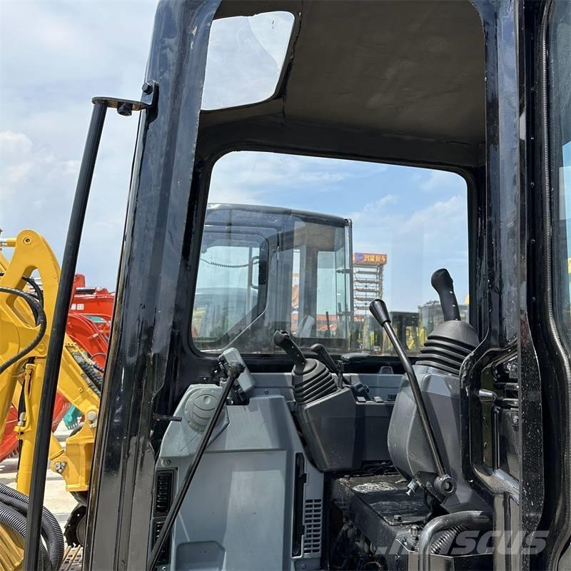 CAT 303.5 E Minikoparki