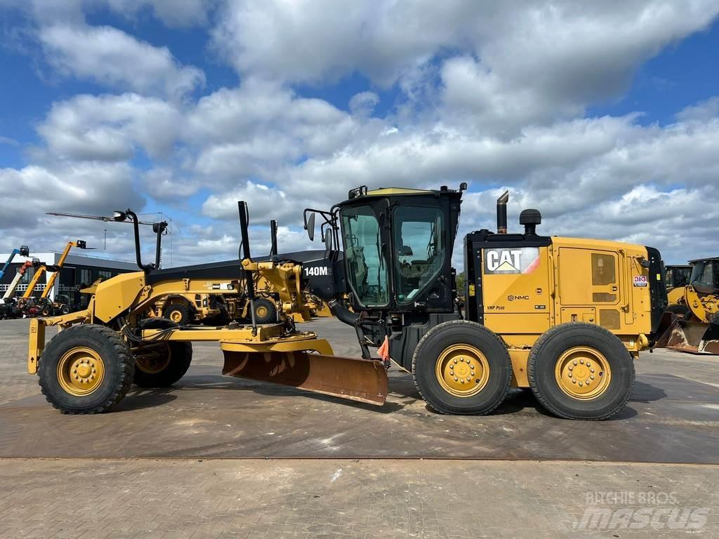 CAT 140M2 Równiarki