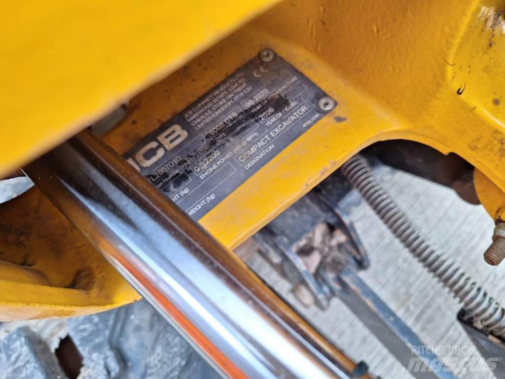 JCB 8008 Minikoparki
