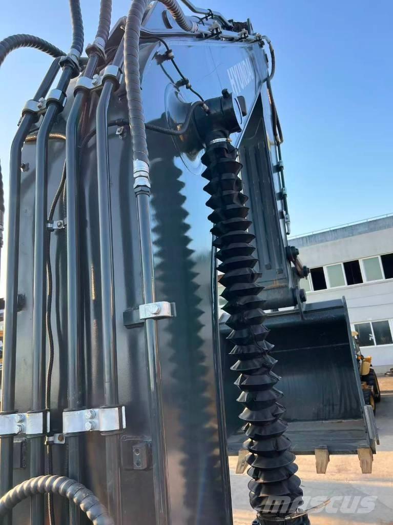 Hyundai R305LC-9T Koparki gąsienicowe