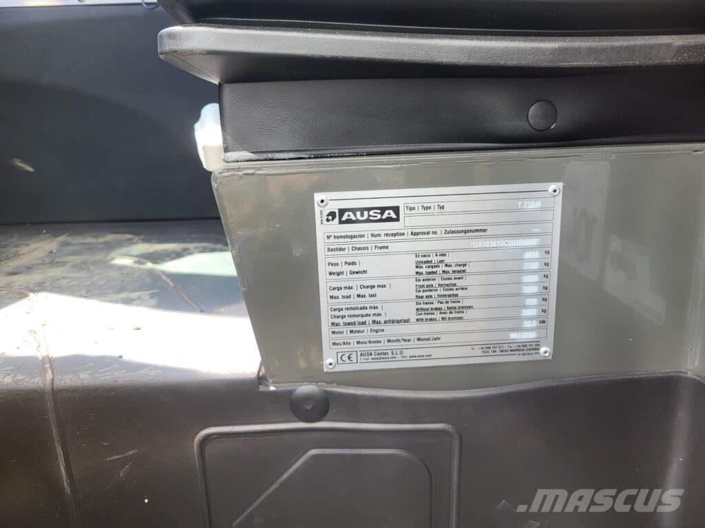 Ausa T235H Teleskopowe ładowarki kołowe