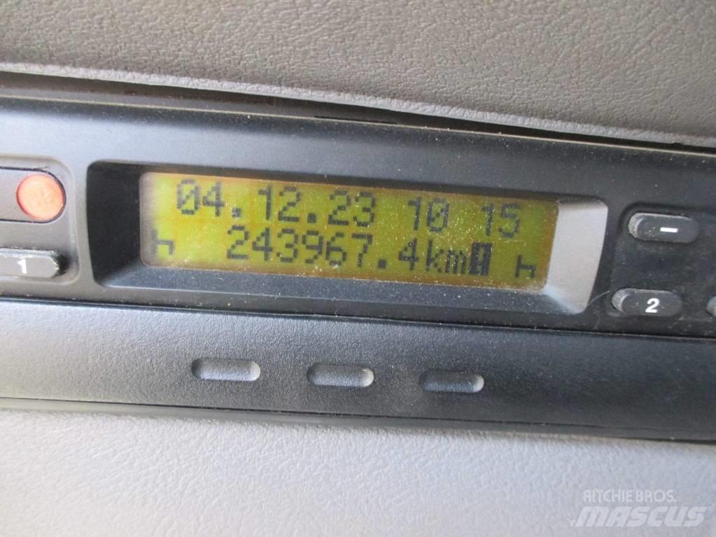 Renault Kerax 380 Żurawie samochodowe