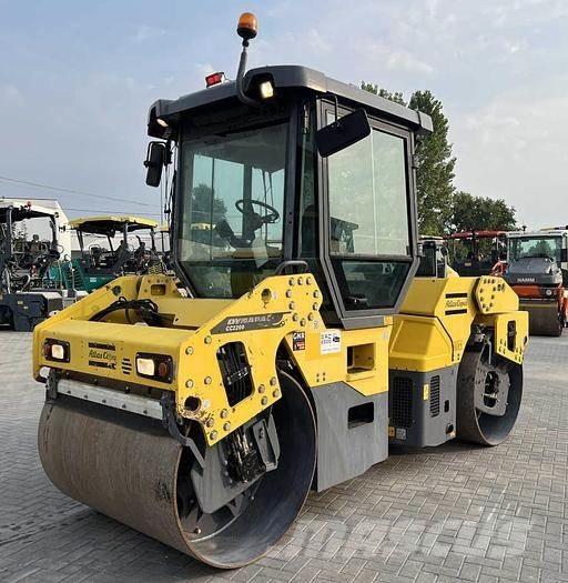 Dynapac CC 2200 Walce dwubębnowe