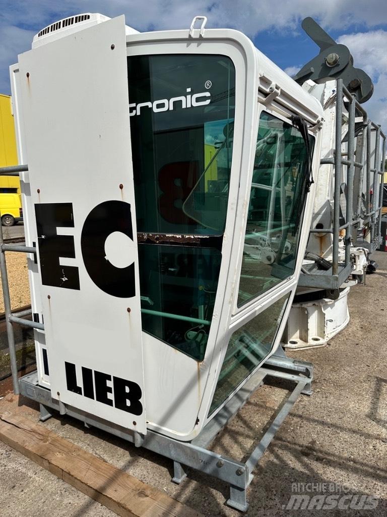 Liebherr 150 ECB 8 Żurawie wieżowe
