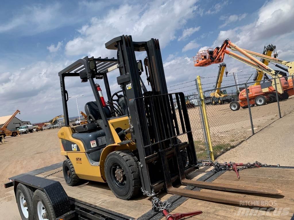 CAT DP 25 N Wózki widłowe inne