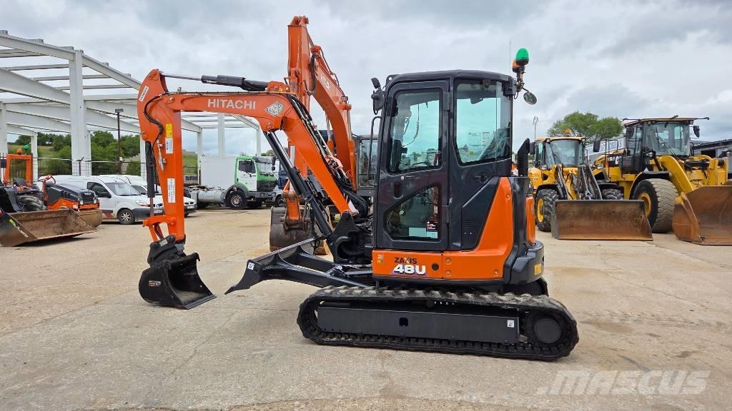 Hitachi ZX 48 U-6 Minikoparki