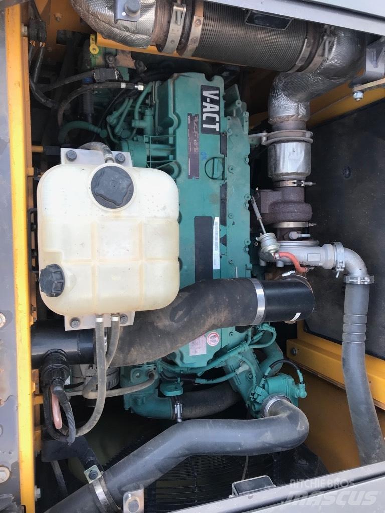 Volvo EC 250 E Koparki gąsienicowe