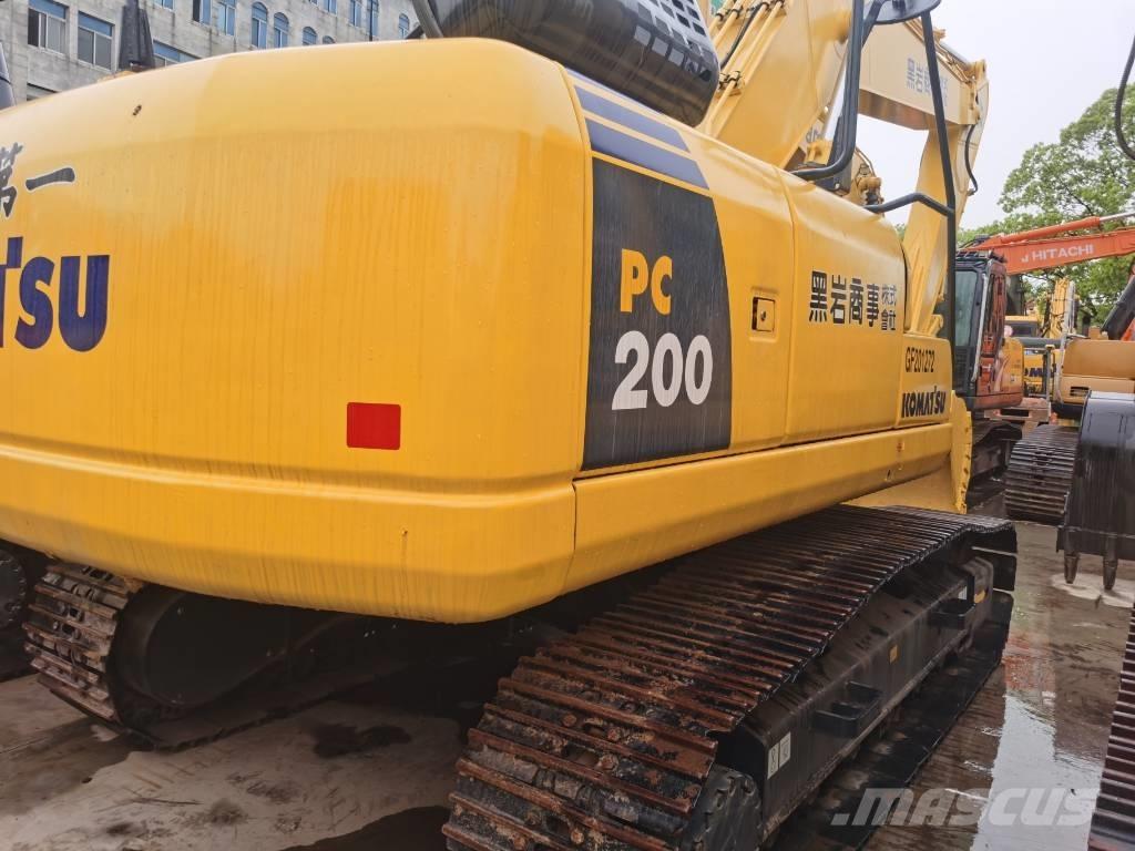 Komatsu PC 200-8 Koparki gąsienicowe