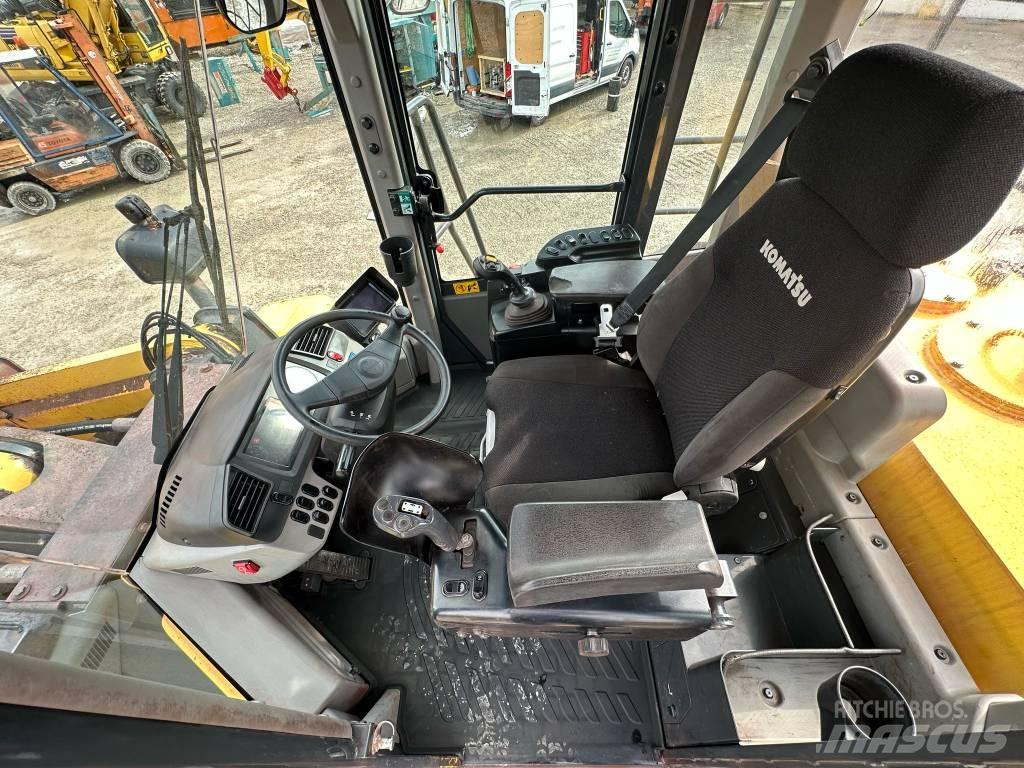 Komatsu WA 500-7 Ładowarki kołowe